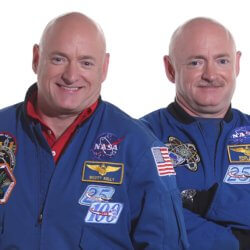 Nasas twin astronauts Sco