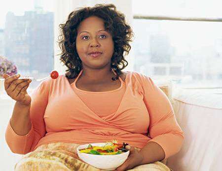 x alg overweight woman fruit