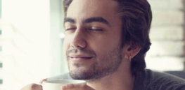 Man in coffee shop e