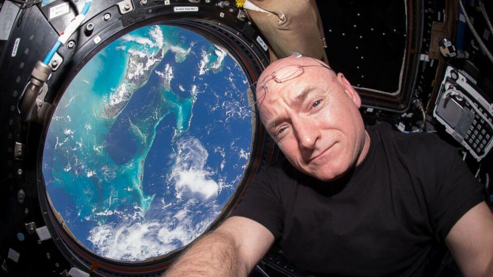 ht scott kelly iss nasa jc x