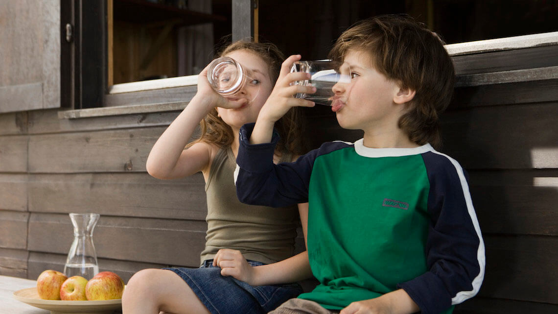 children drinking water