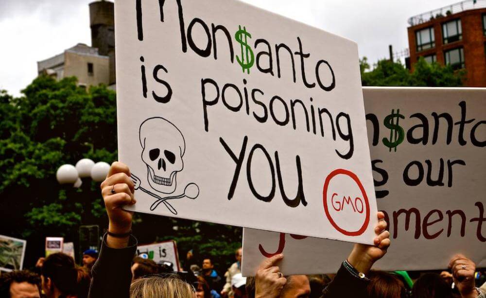 New Journalism Tool Reveals How Paid Deniers Dominate The Anti-GMO Movement
