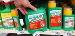 Facing 30,000 unresolved cancer claims, Bayer plans to pull glyphosate from US lawn and garden market by 2023