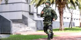 Taiwan Ironman project: Exoskeleton gives soldiers superstrength
