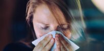 Omicron symptoms similar to seasonal cold and flu
