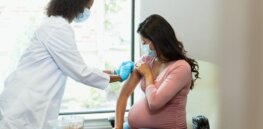 Babies of vaccinated mothers less likely to be hospitalized with COVID, CDC study finds
