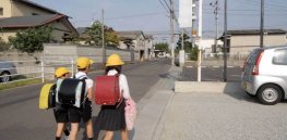 Does the culture we grow up in influence the way we walk?