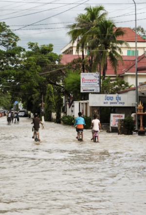 What is a “normal” climate? Strategy for adapting to the unknown