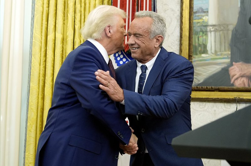 _20250221_nib_rfk_trump