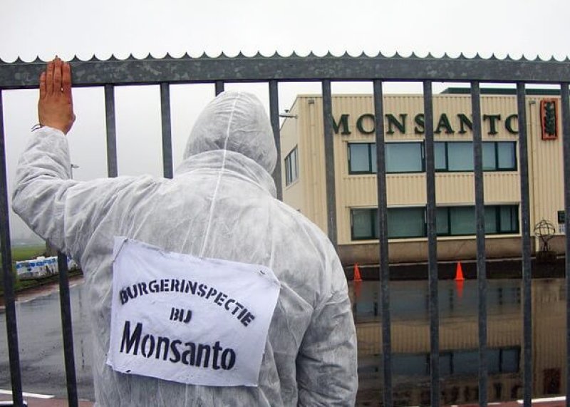 px Burgerinspectie bij Monsanto Enkhuizen b