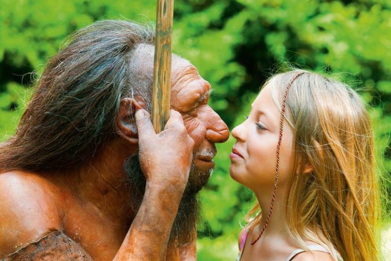 Neanderthaler und Maedchen small x q crop scale