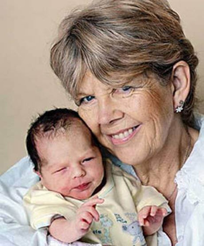 Patti Farrant with her newborn son JJ