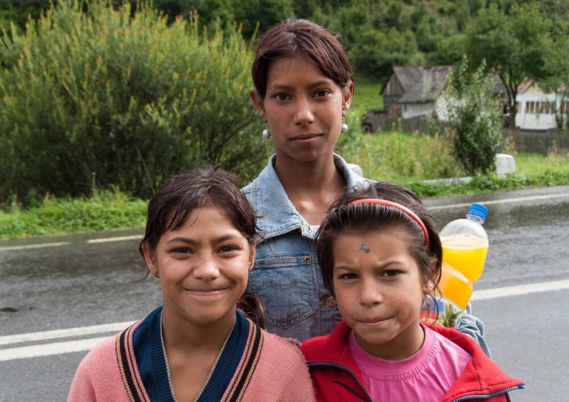 Three unidentified Roma girls in Romania. Credit: Shutterstock