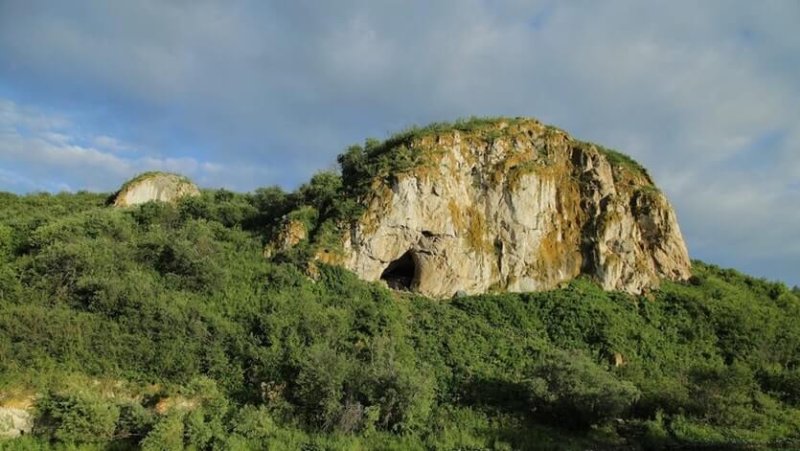 chagyrskaya cave