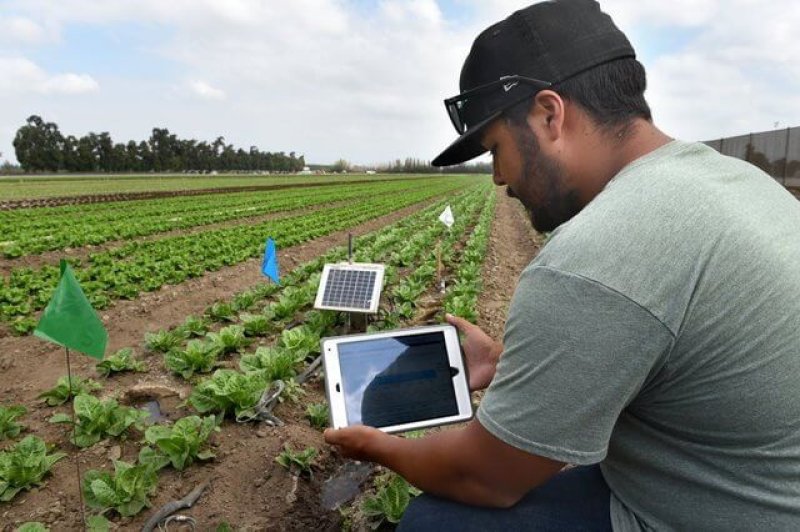 geovisual crop data tablet