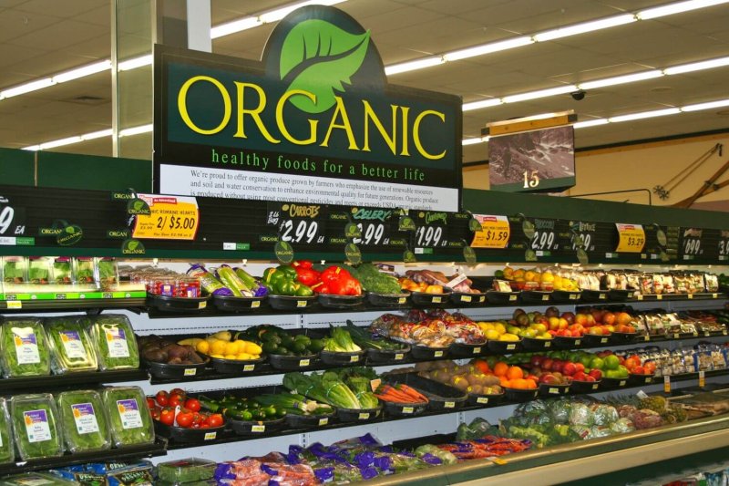 organic grocery food section